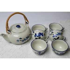 Vintage CHIKANG teapot and 6 cups handpainted